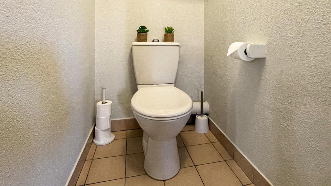 Homey Wood - New - Appartement Avec Une Chambre - Parking Prive Gratuit - Balcon Prive - A 5 Min De La Gare Pour Rejoindre Geneve Annemasse Ngoại thất bức ảnh